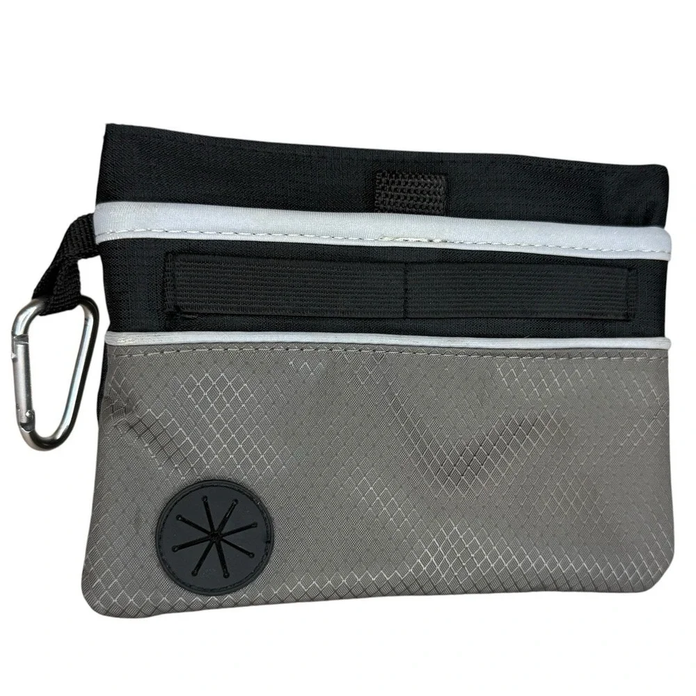 Top Paw Treat Pouch With Waste Bag Dispenser,‎ Waist Clip, Fair Used Condition